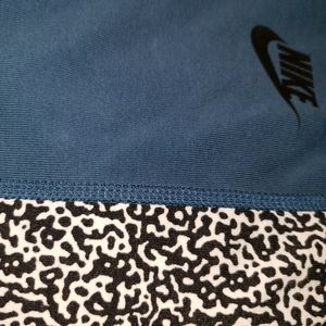 Large Nike Workout Leggings